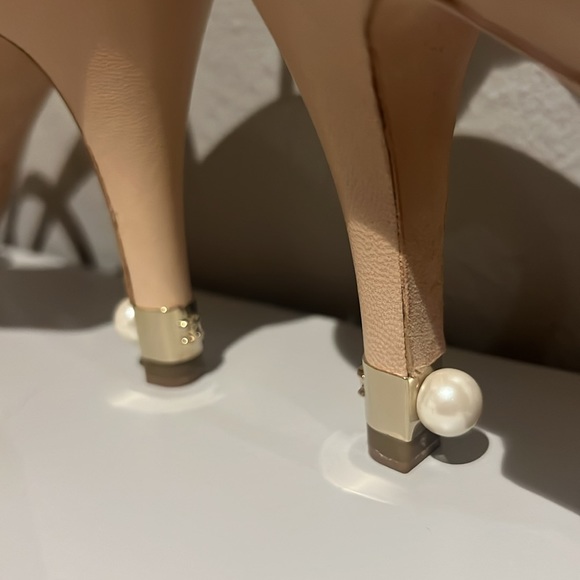 NEW CHANEL CC size 39 strapy heels - Picture 6 of 8
